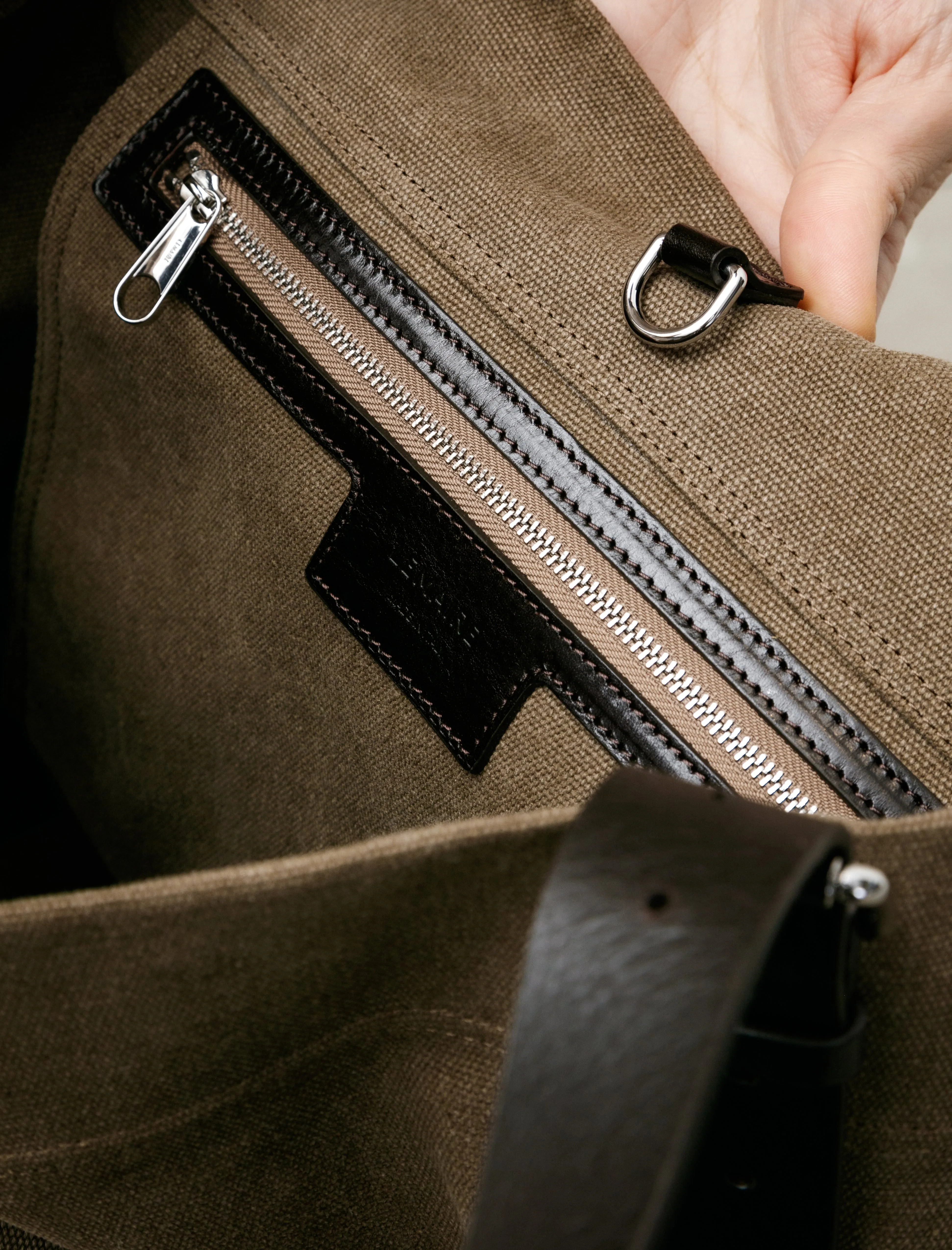 Belted Tote Bag Sisal