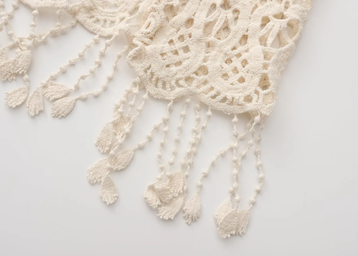 Girls Crochet Vest Cardigan with Fringe V-Neck Sleeveless Boho Vest Hollow Out Cardigan