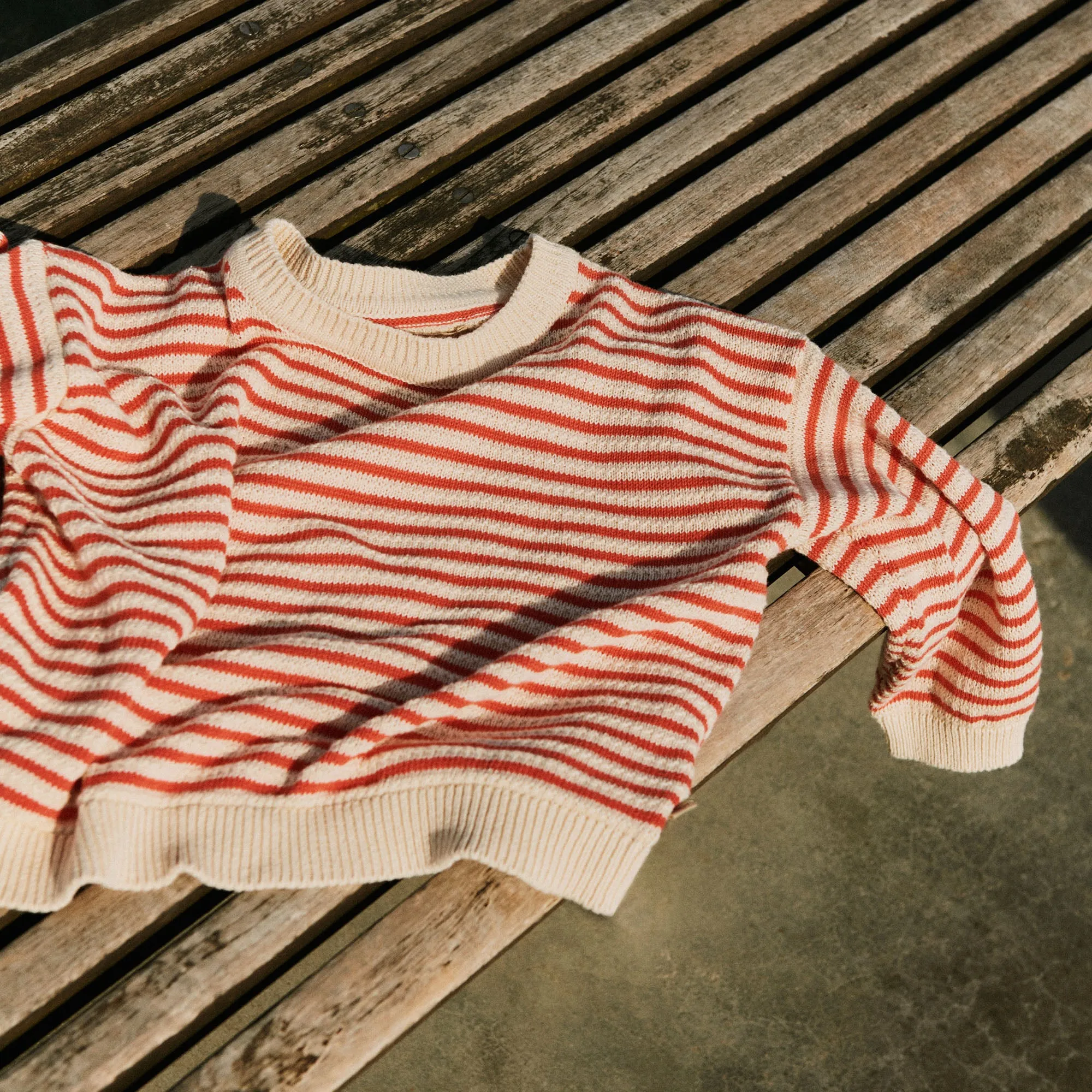 Knit Pullover Leise - red stripe