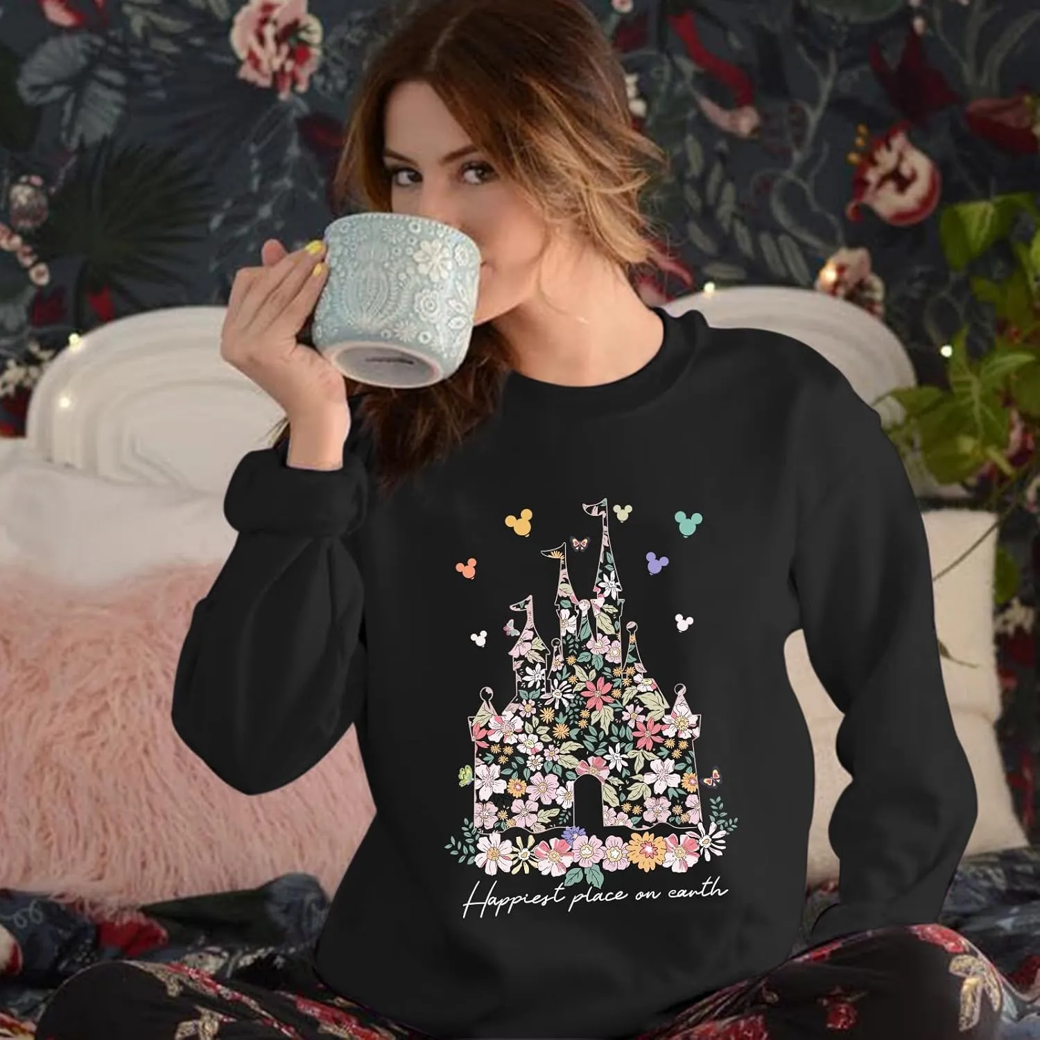 Magic Kingdom Sweatshirts for Women Magical Floral Castle Graphic Long Sleeve Shirt Holiday Vacation Pullover Tops