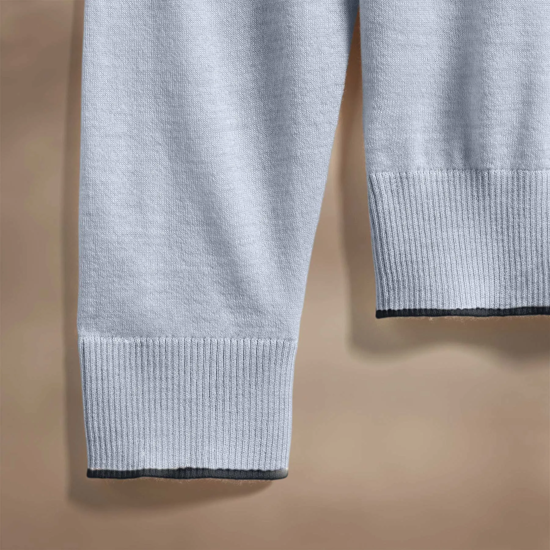 Ultrafine Cashmere Tipped Crew - Grey Sky/Coal