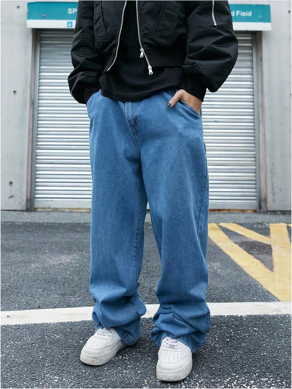 Verdusa Men's Wide Leg Baggy Jeans Loose Long Trousers Denim Pants with Pocket